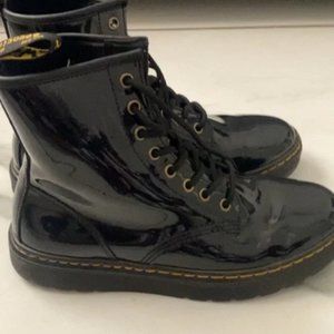 JADON BOOT PATENT LEATHER DOC MARTENS